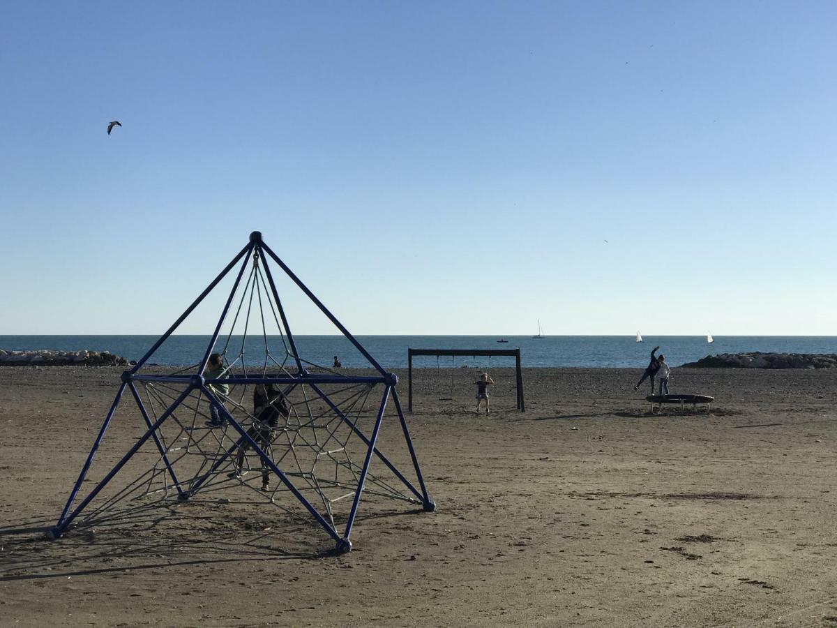 Malaga Beach House, 2 City Bikes, 2 Children'S Bikes, Wifi, Big Terrace, Bbq, Family, Childfriendly Екстериор снимка